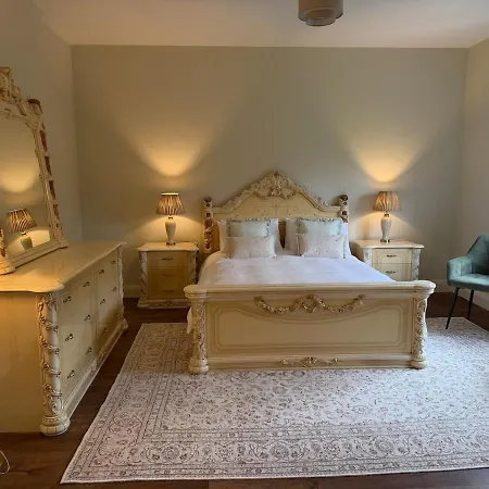 Gleneven House Cootehill